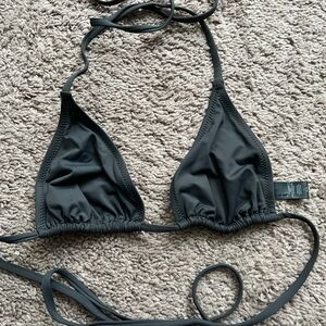 NWOT SKIMS Gunmetal Bikini Top - Size Large (Minimal Coverage)